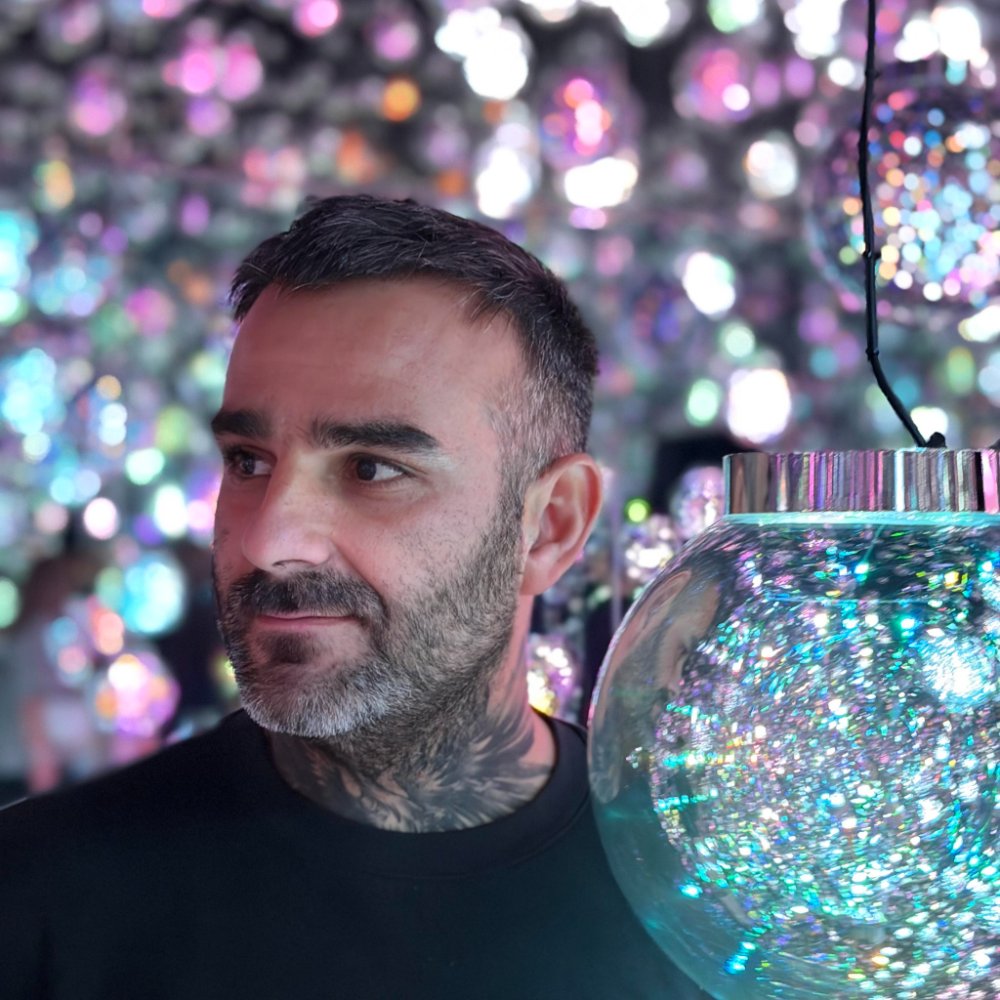 Portrait of Julien Jimenez, founder of DisputeLoom